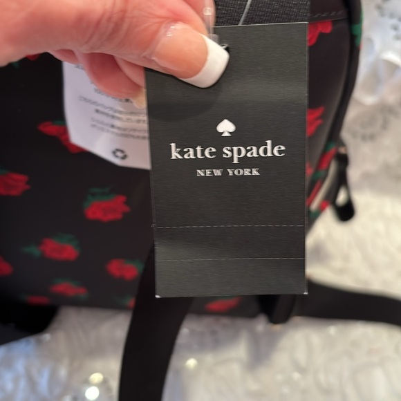 NWT KATE SPADE NEW YORK Chelsea Rose Toss Print Medium Backpack - Picture 8 of 9